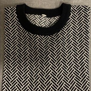 Lululemon sweater in great condition